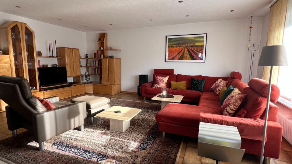 Einfamilienhaus Oberndorf am Neckar - 9 Zimmer, 235 m&sup2;, 585.000&euro; | Angebot:25635658