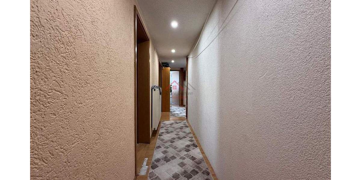 Etagenwohnung Tuttlingen - 5 Zimmer, 134 m&sup2;, 169.000&euro; | Angebot:25733269