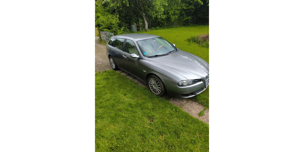 Alfa Romeo 156 147.500 km 4.999 &euro; Blumberg 78176
