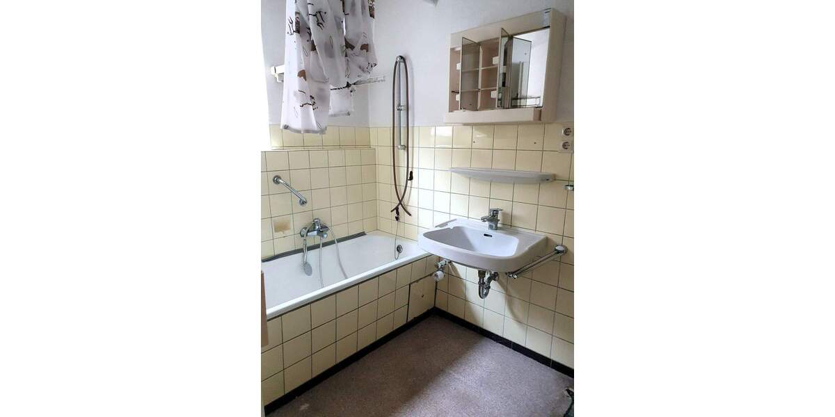 Etagenwohnung Oberndorf am Neckar Oberndorf - 3 Zimmer, 78 m&sup2;, 122.000&euro; | Angebot:25728649