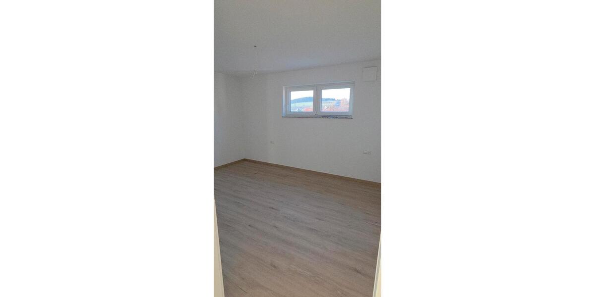 Etagenwohnung Tuningen - 3 Zimmer, 71 m&sup2;, 813&euro; | Angebot:25842322