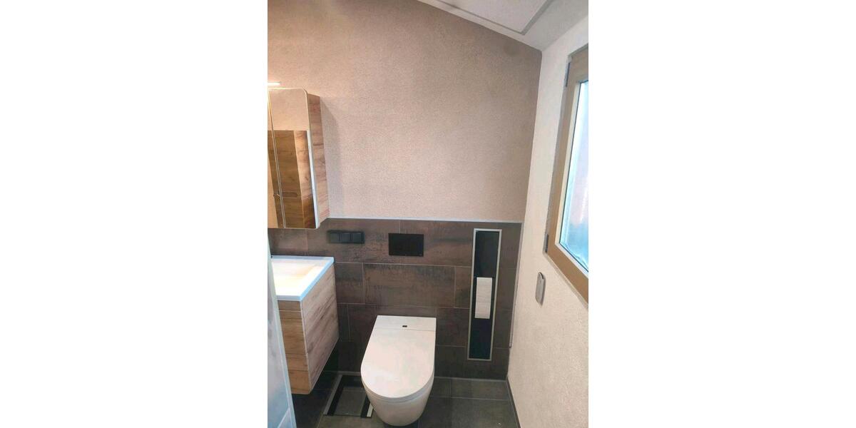 Dachgeschoßwohnung Wutach - 4 Zimmer, 107 m&sup2;, 320.000&euro; | Angebot:27236079