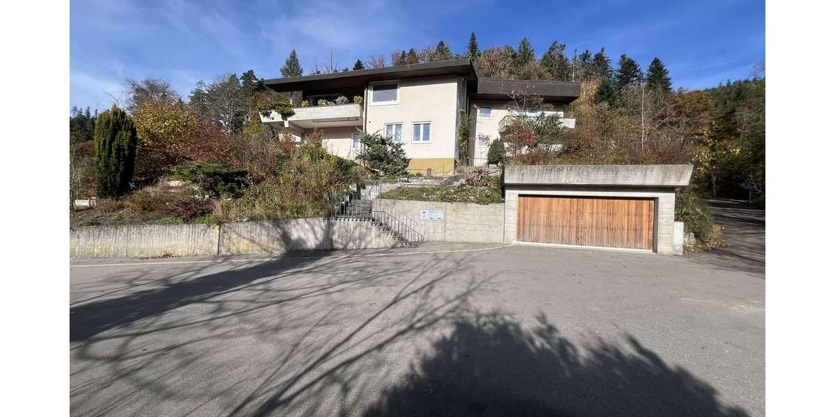 Einfamilienhaus Lauterbach - 7 Zimmer, 239 m&sup2;, 429.000&euro; | Angebot:24148921