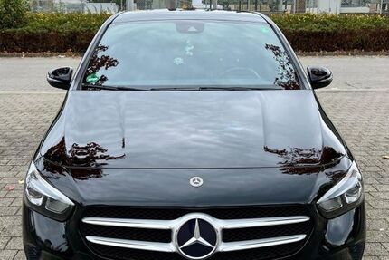 Mercedes-Benz B 220 101.878 km 21.890 &euro; Villingen-Schwenningen 78048