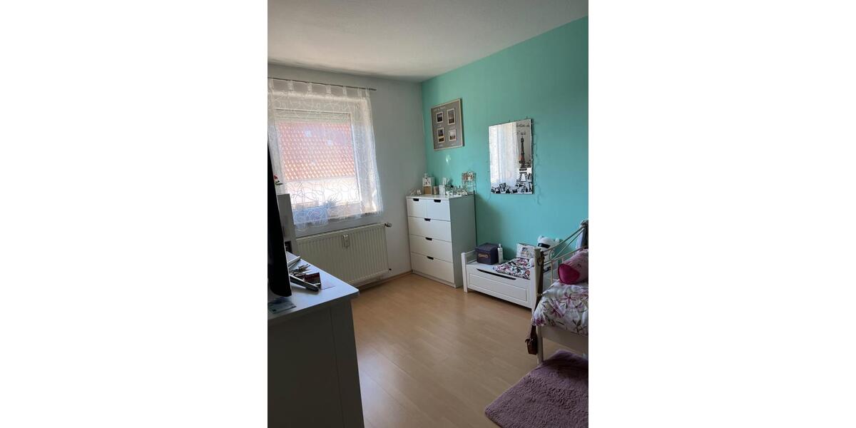 Doppelhaushälfte Gosheim - 7 Zimmer, 170 m&sup2;, 320.000&euro; | Angebot:26983989