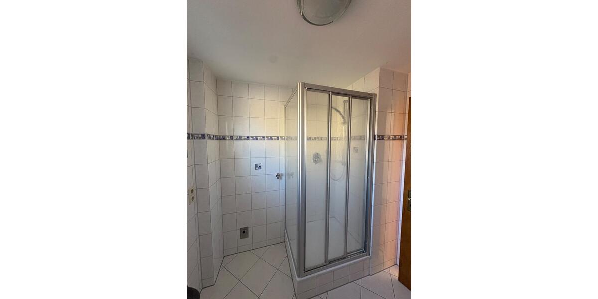 Etagenwohnung Villingen-Schwenningen Schwenningen - 3.5 Zimmer, 90 m&sup2;, 850&euro; | Angebot:24839458