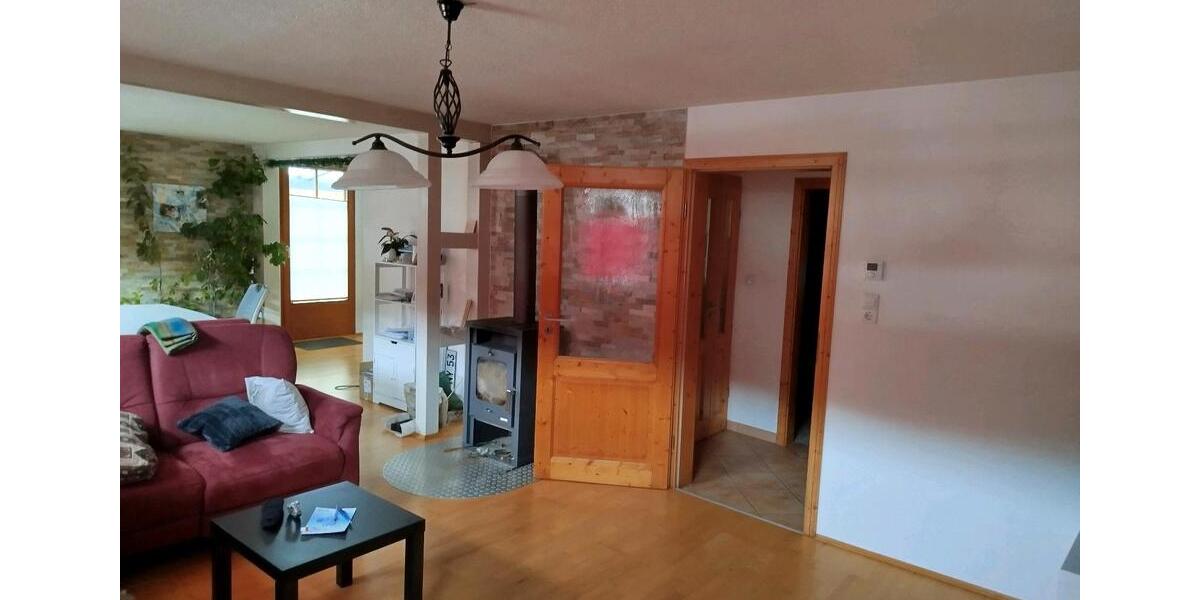 Erdgeschoßwohnung Triberg im Schwarzwald - 4 Zimmer, 107 m&sup2;, 210.000&euro; | Angebot:25886819