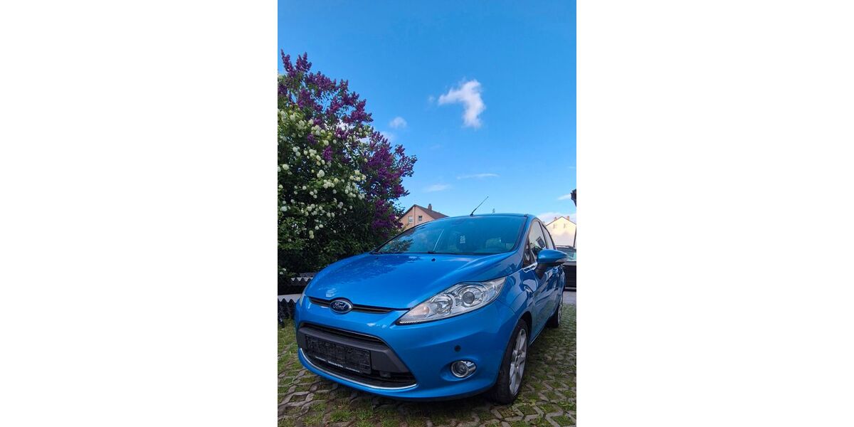 Ford Fiesta 176.810 km 3.490 &euro; Villingen-Schwenningen 78054