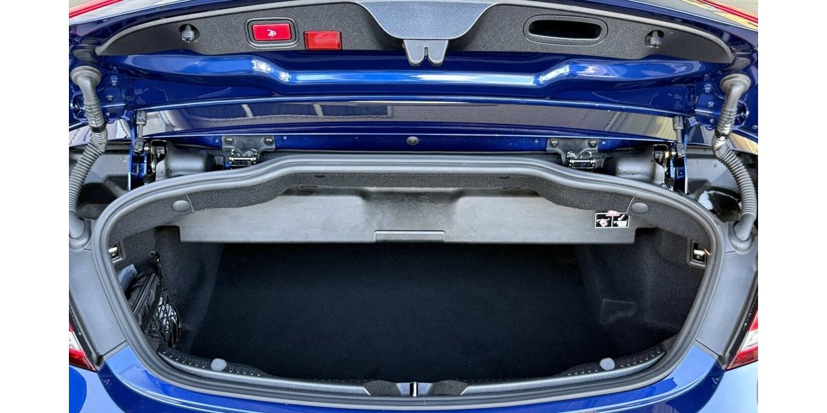 Mercedes-Benz C 200 AMG 4-Matic 360°/MEMORY/CARPLAY/NAVI/ACC 39.900 km 34.900 &euro; Villingen-Schwenningen 78054