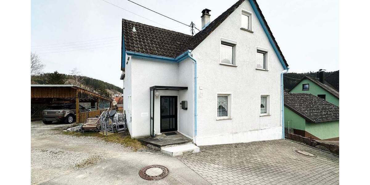 Einfamilienhaus Rottweil Göllsdorf - 6 Zimmer, 100 m&sup2;, 185.000&euro; | Angebot:25662398