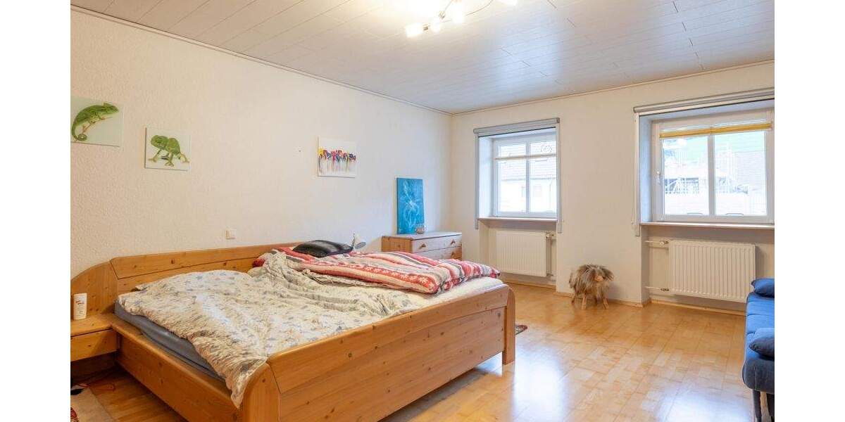 Bauernhaus, Landhaus Hüfingen Fürstenberg - 6 Zimmer, 262 m&sup2;, 379.000&euro; | Angebot:25671057
