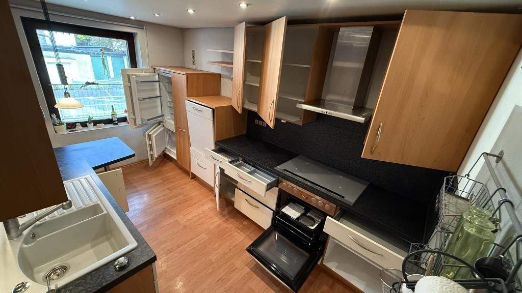 Mehrfamilienhaus, Wohnhaus St. Georgen Peterzell - 9 Zimmer, 185 m&sup2;, 260.000&euro; | Angebot:25701098