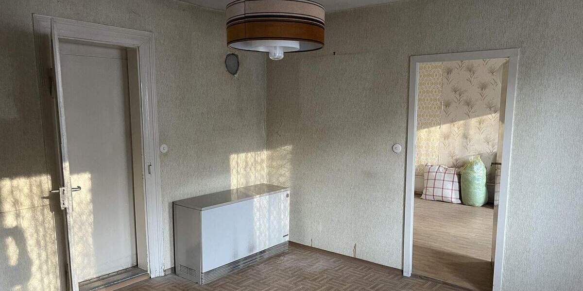 Mehrfamilienhaus, Wohnhaus Tuttlingen - 9 Zimmer, 189 m&sup2;, 285.000&euro; | Angebot:25670863