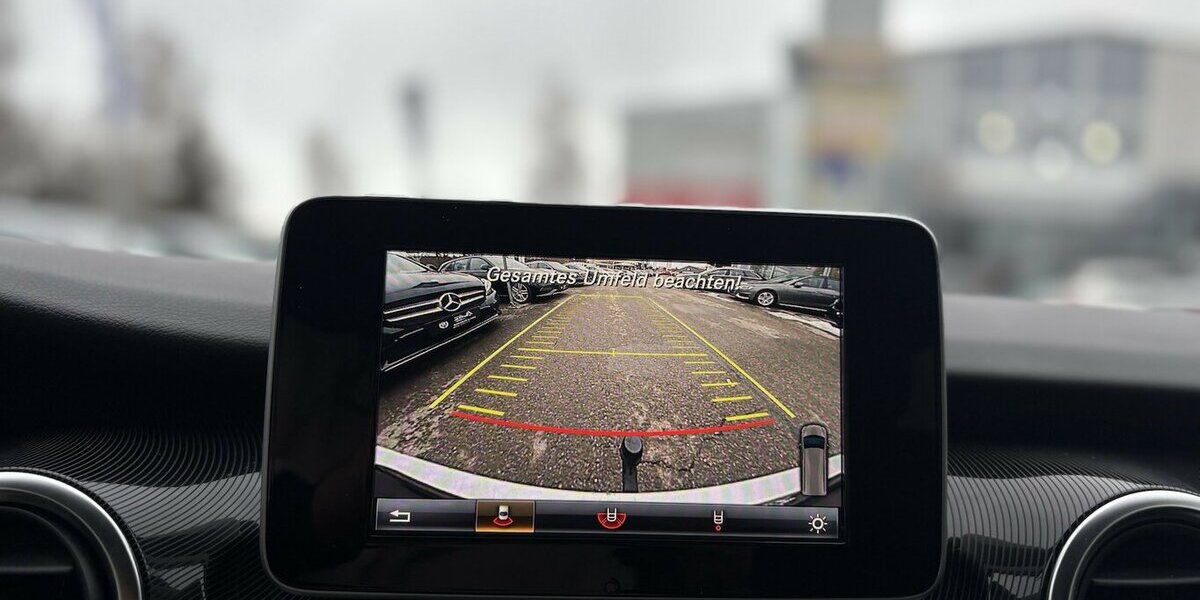 Mercedes-Benz V 250 D Lang Edition STANDHZ/SHZ/NAVI/KAMERA/AHK 118.803 km 38.900 &euro; Villingen-Schwenningen 78054