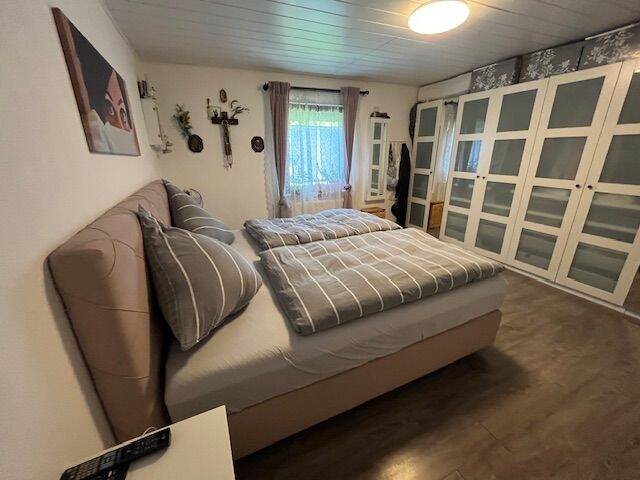 Mehrfamilienhaus, Wohnhaus Villingen-Schwenningen Schwenningen - 7 Zimmer, 201 m&sup2;, 540.000&euro; | Angebot:25741577