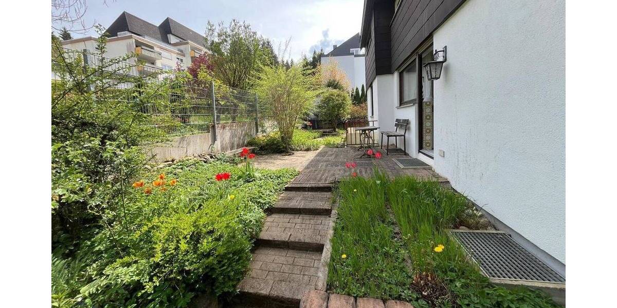 Mehrfamilienhaus, Wohnhaus Tuttlingen - 7 Zimmer, 273 m&sup2;, 595.000&euro; | Angebot:26859222