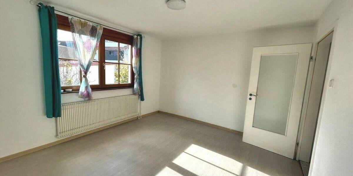 Bauernhaus, Landhaus Denkingen - 3 Zimmer, 92 m&sup2;, 199.000&euro; | Angebot:25670860