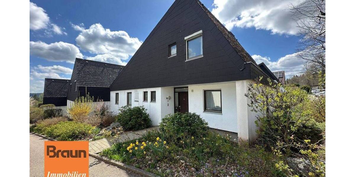 Mehrfamilienhaus, Wohnhaus Sankt Georgen im Schwarzwald Stadtgebiet - 5 Zimmer, 150 m&sup2;, 295.000&euro; | Angebot:26512820