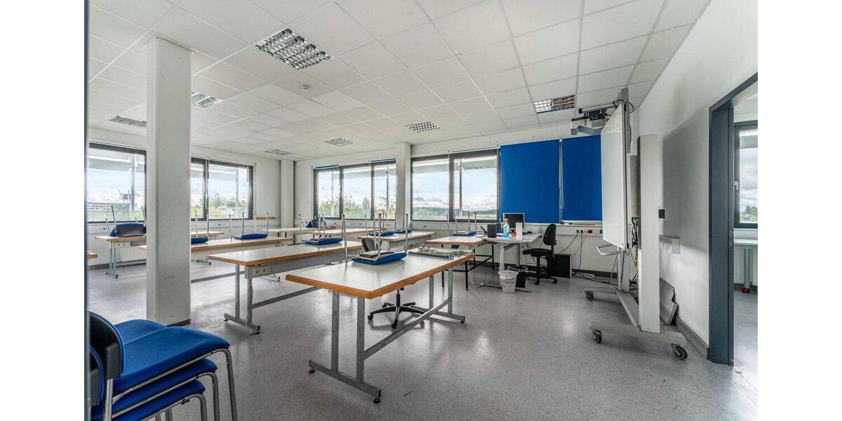 Gewerbeobjekt Villingen-Schwenningen Schwenningen - 4.035&euro; | Angebot:24662040