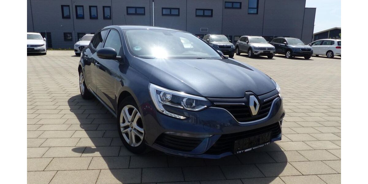 Renault Megane 50.000 km 9.945 &euro; Zimmern 78658