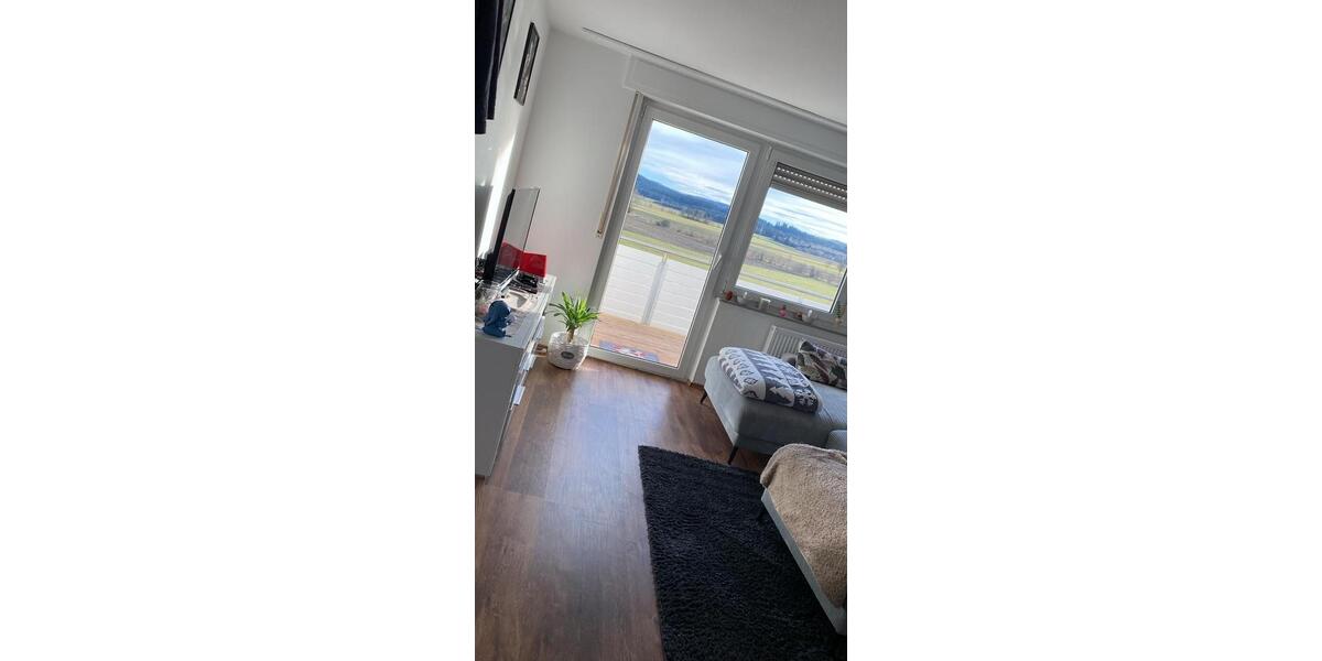 Etagenwohnung Trossingen - 3 Zimmer, 75 m&sup2;, 1.000&euro; | Angebot:25945552
