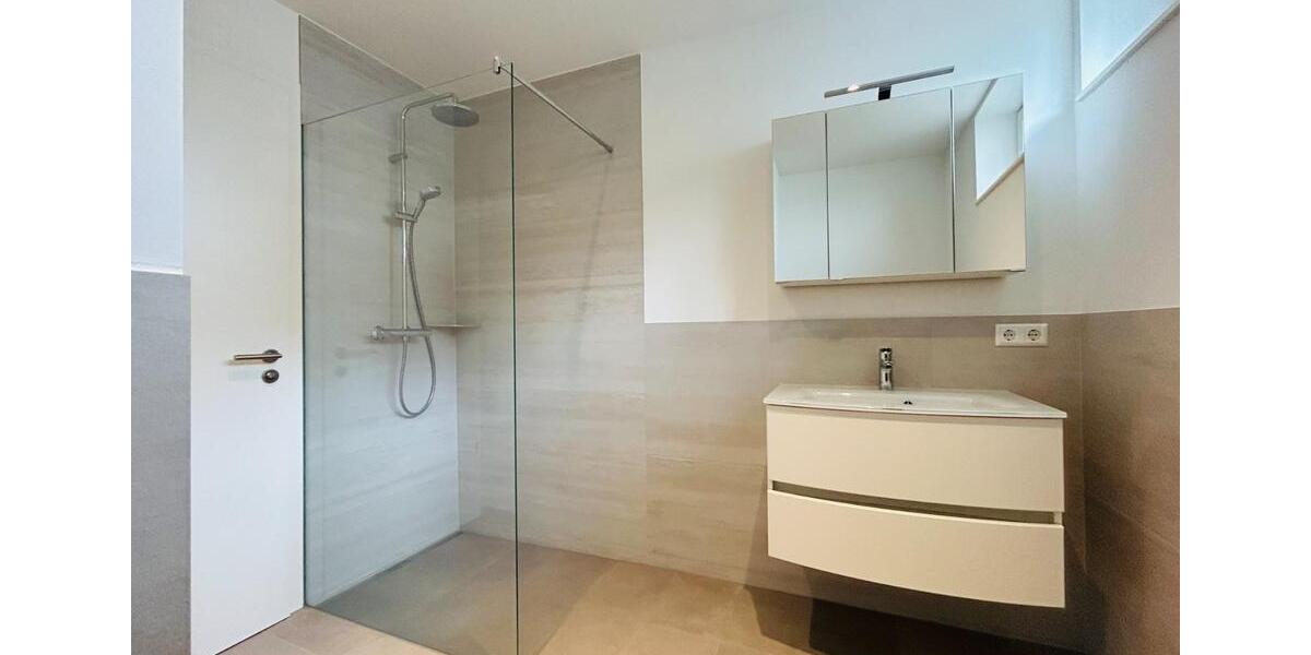 Etagenwohnung Schramberg Tennenbronn - 3 Zimmer, 76 m&sup2;, 1.000&euro; | Angebot:25045553