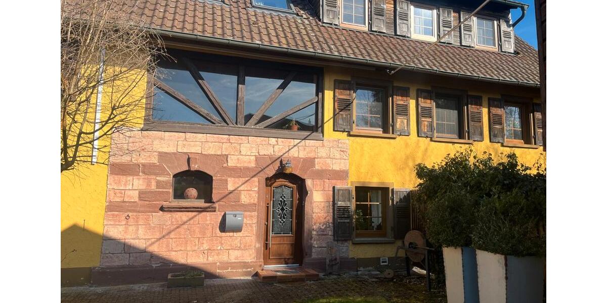 Mehrfamilienhaus, Wohnhaus Donaueschingen - 10 Zimmer, 400 m&sup2;, 1.275.000&euro; | Angebot:26036419