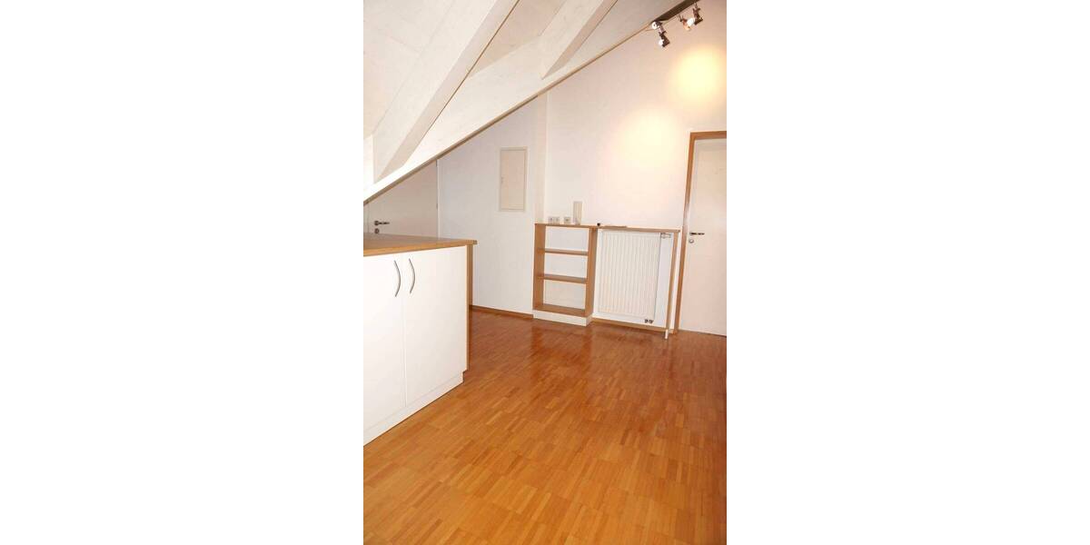 Etagenwohnung Schramberg - 2 Zimmer, 88 m&sup2;, 800&euro; | Angebot:25707914