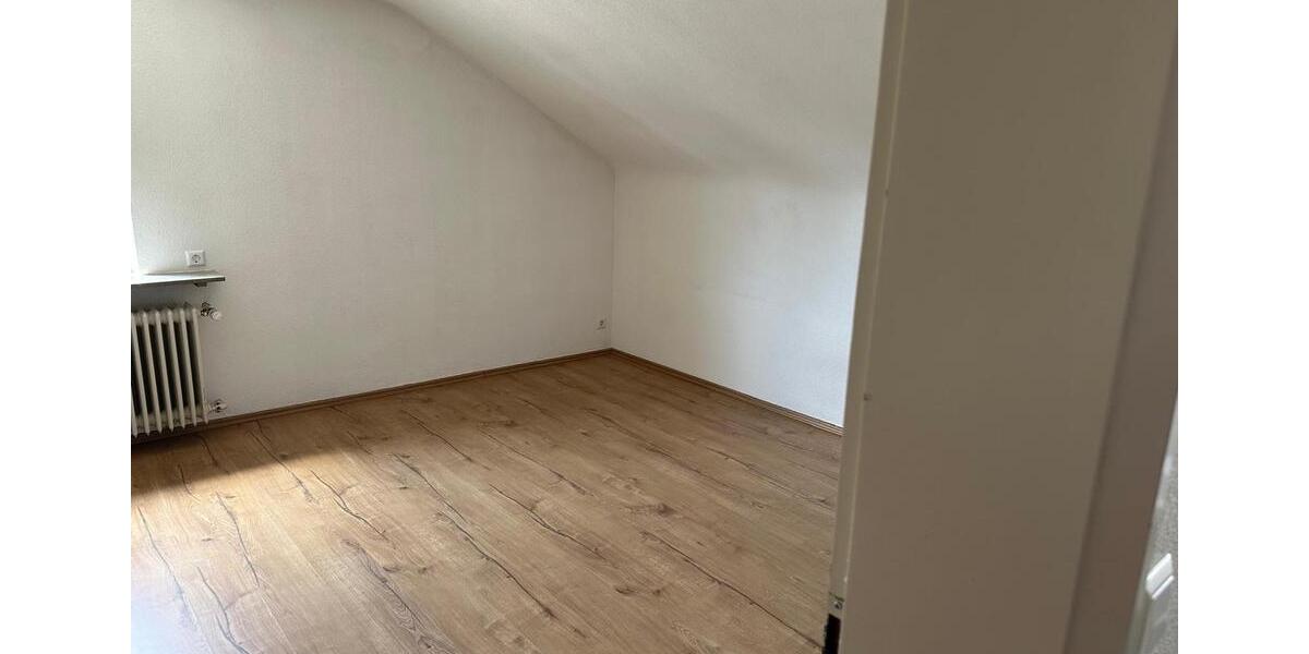 Etagenwohnung Villingen-Schwenningen Schwenningen - 3 Zimmer, 75 m&sup2;, 900&euro; | Angebot:25311175