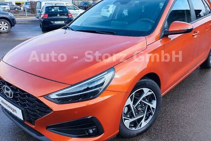 Hyundai i30 5.600 km 23.490 &euro; Dunningen 78655