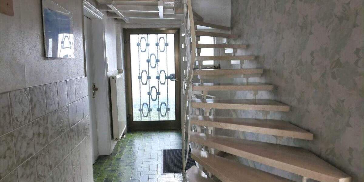 Einfamilienhaus Gosheim - 1 Zimmer, 207 m&sup2;, 335.000&euro; | Angebot:25676912