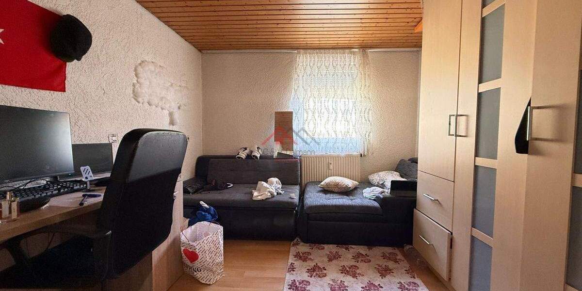 Etagenwohnung Tuttlingen - 5 Zimmer, 134 m&sup2;, 169.000&euro; | Angebot:25733269