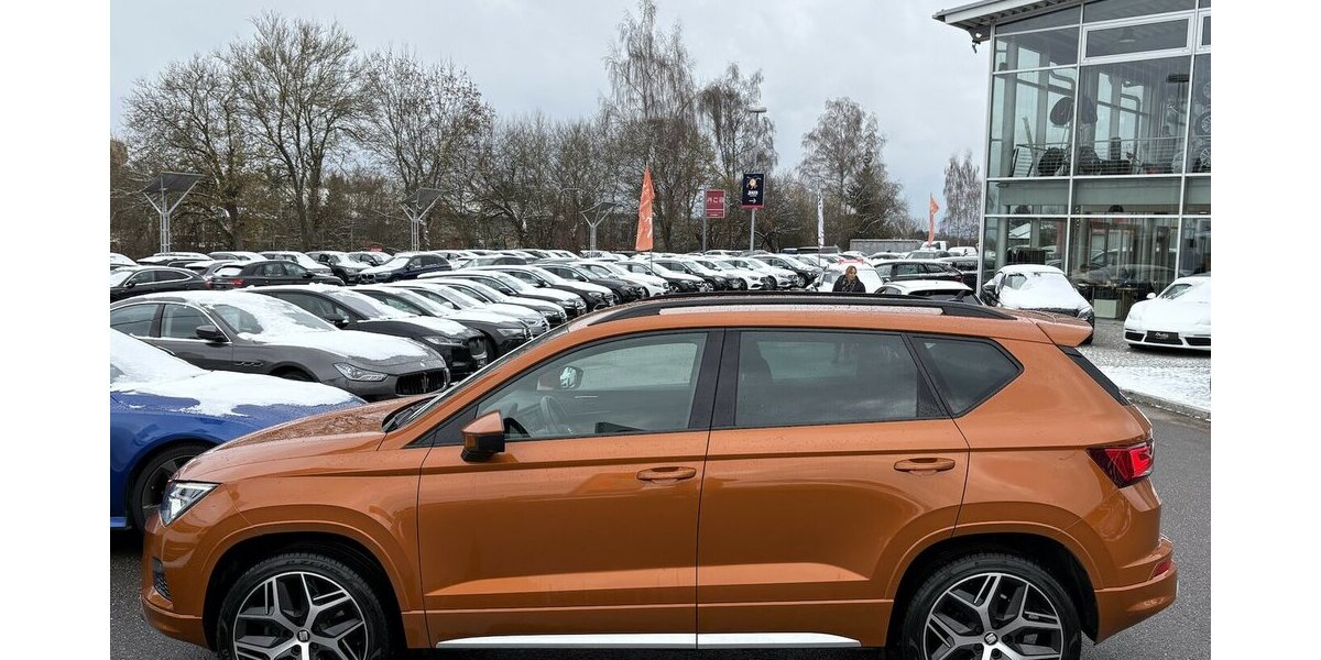 Seat Ateca FR 4 Drive KAMERA/AHK/DSG/1.HAND 88.453 km 19.900 &euro; Villingen-Schwenningen 78054
