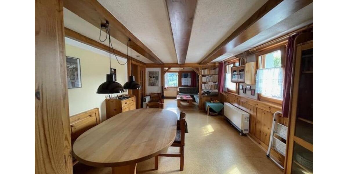 Mehrfamilienhaus, Wohnhaus Lenzkirch - 10 Zimmer, 220 m&sup2;, 390.000&euro; | Angebot:25544786