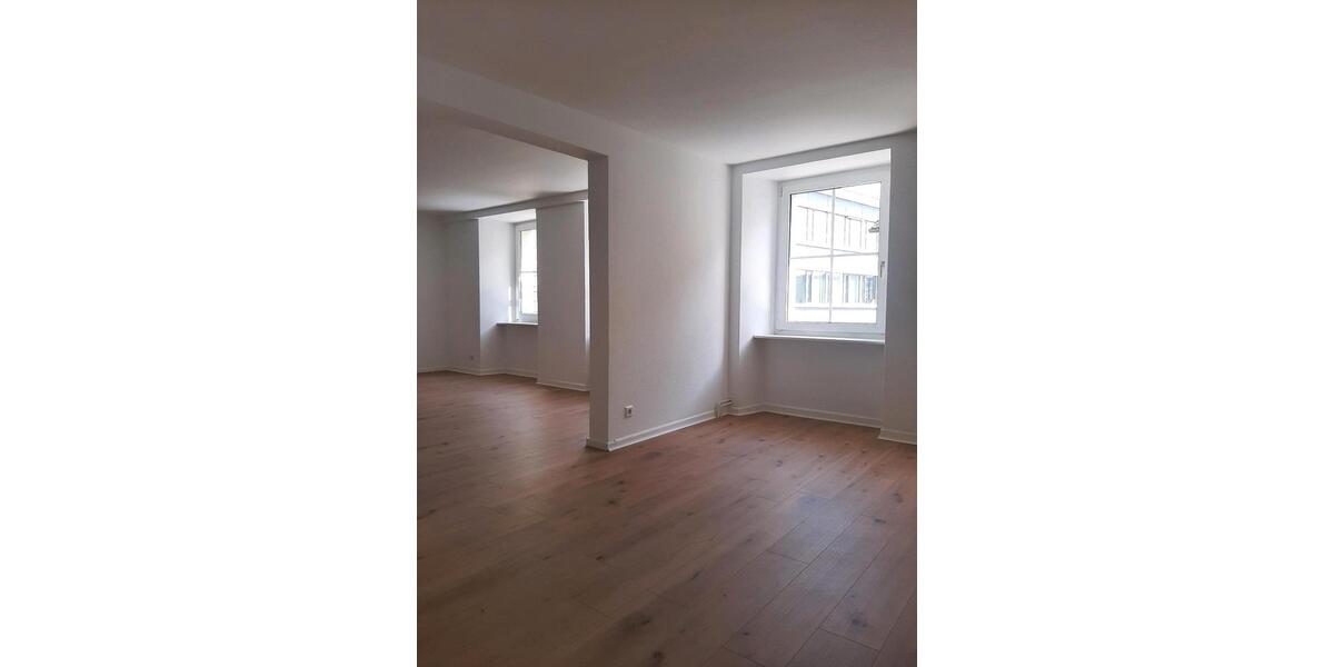 Etagenwohnung Sankt Georgen im Schwarzwald - 4 Zimmer, 128 m&sup2;, 1.000&euro; | Angebot:26587028
