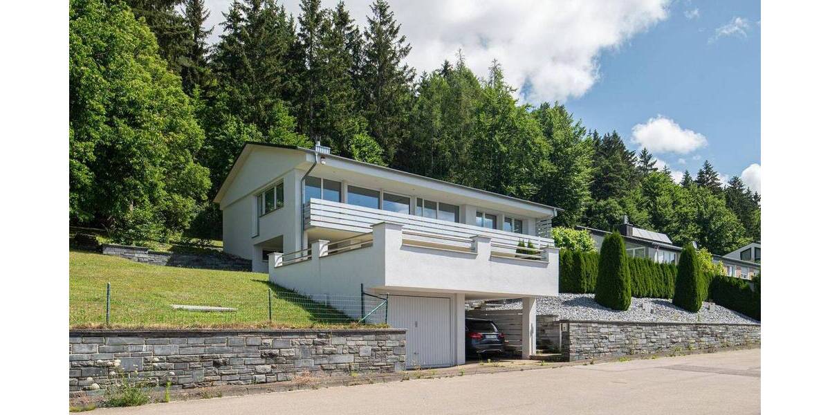 Einfamilienhaus Tuttlingen - 6 Zimmer, 201 m&sup2;, 845.000&euro; | Angebot:25984334