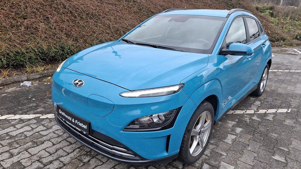Hyundai KONA 55.332 km 15.990 &euro; Tuttlingen 78532