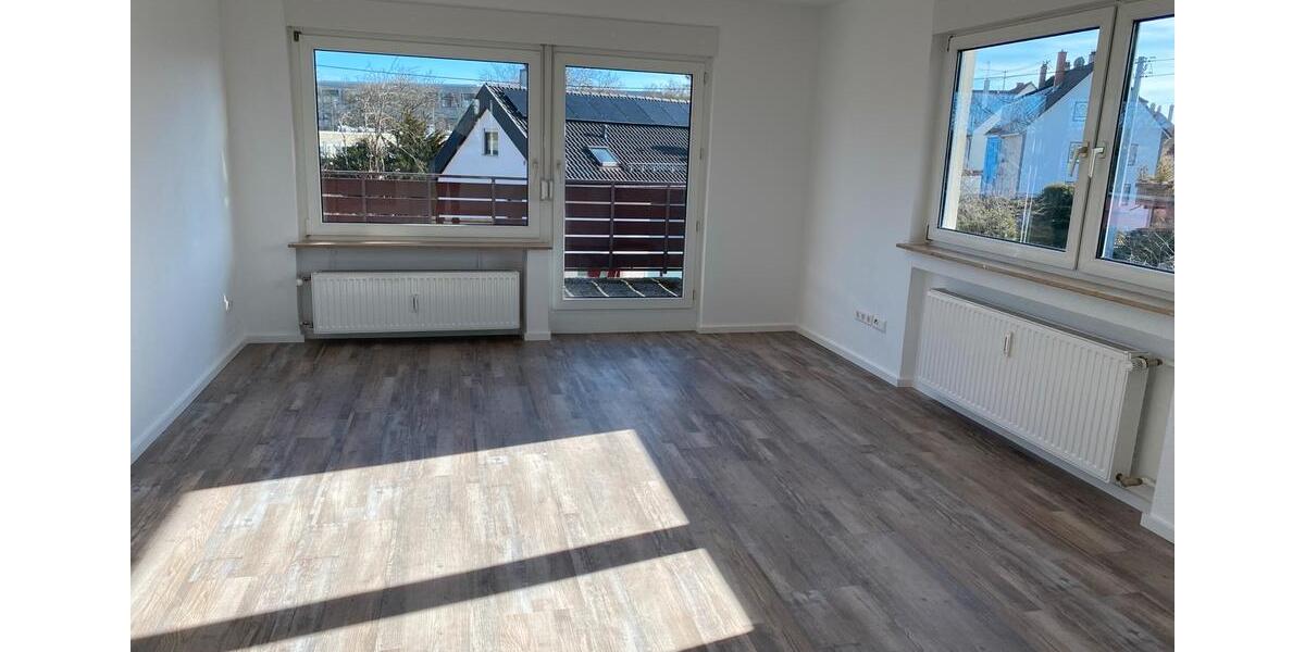 Etagenwohnung Villingen-Schwenningen Schwenningen - 4 Zimmer, 96 m&sup2;, 1.232&euro; | Angebot:25395864