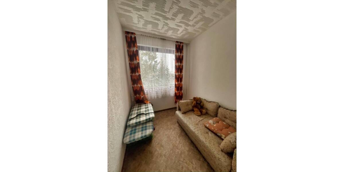 Einfamilienhaus Schömberg - 7 Zimmer, 180 m&sup2;, 178.000&euro; | Angebot:25692860