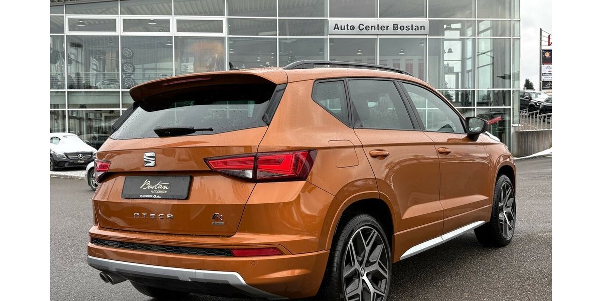 Seat Ateca FR 4 Drive KAMERA/AHK/DSG/1.HAND 88.453 km 19.900 &euro; Villingen-Schwenningen 78054