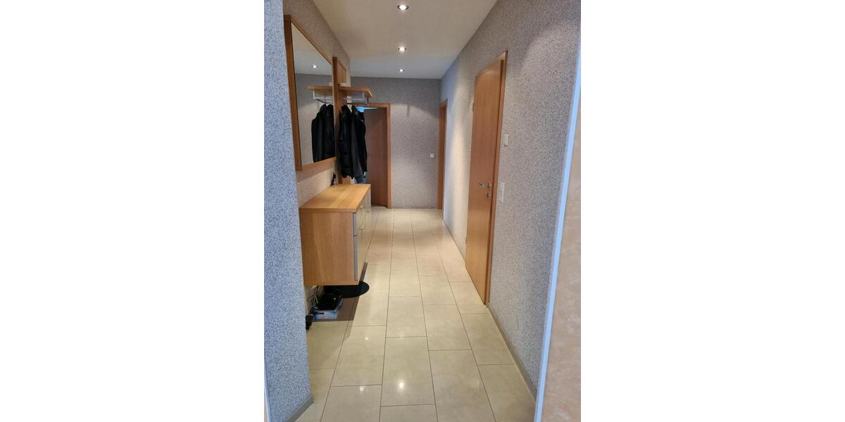 Einfamilienhaus Rottweil - 9 Zimmer, 268 m&sup2;, 686.000&euro; | Angebot:19097822