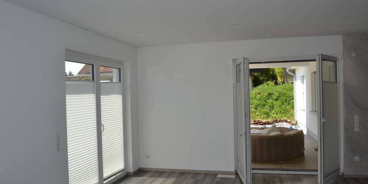 Bungalow Immendingen Hattingen - 4 Zimmer, 158 m&sup2;, 549.000&euro; | Angebot:25730582