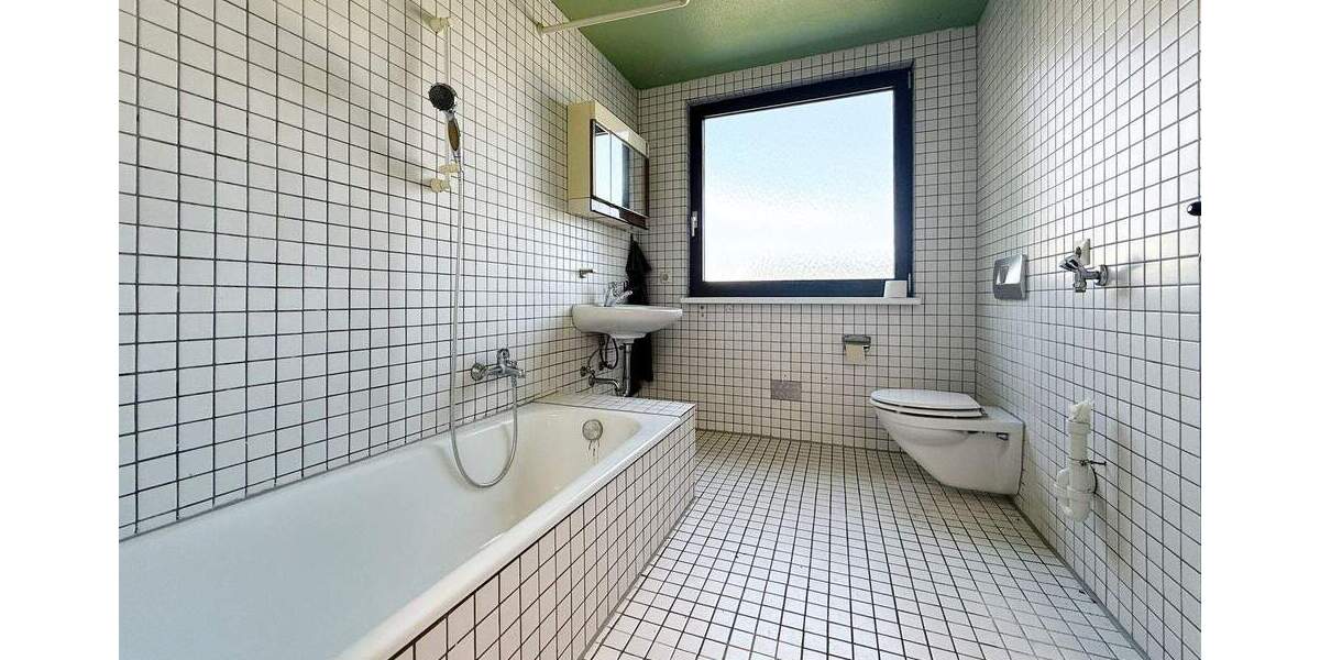 Gewerbeobjekt Tuttlingen - 4 Zimmer, 101 m&sup2;, 890&euro; | Angebot:25662385