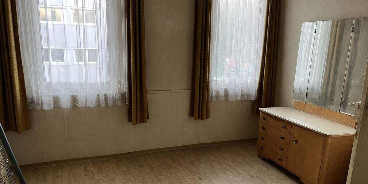 Mehrfamilienhaus, Wohnhaus Tuttlingen - 9 Zimmer, 189 m&sup2;, 285.000&euro; | Angebot:25670863