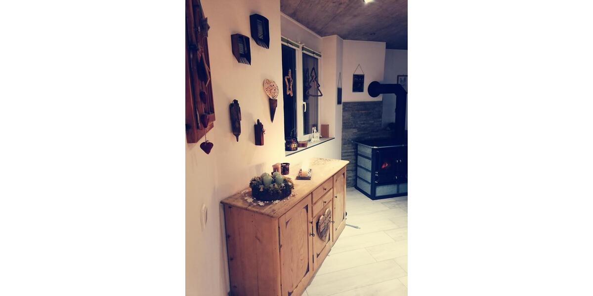 Doppelhaushälfte Friedenweiler - 7.5 Zimmer, 240 m&sup2;, 2.475&euro; | Angebot:26581249