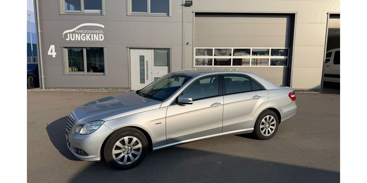 Mercedes-Benz E 200 118.600 km 9.950 &euro; Trichtingen 78736