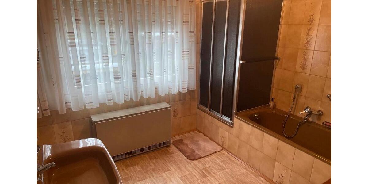 Etagenwohnung Villingen-Schwenningen Schwenningen - 1 Zimmer, 20 m&sup2;, 450&euro; | Angebot:25760649