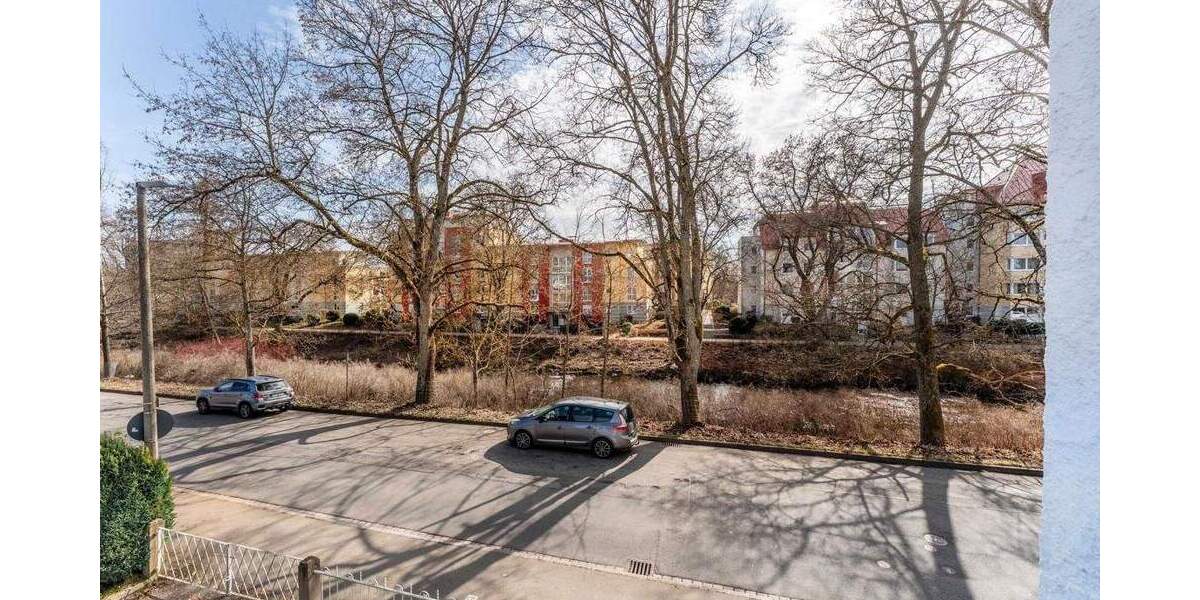 Mehrfamilienhaus, Wohnhaus Villingen-Schwenningen Villingen - 8 Zimmer, 162 m&sup2;, 369.000&euro; | Angebot:25698695