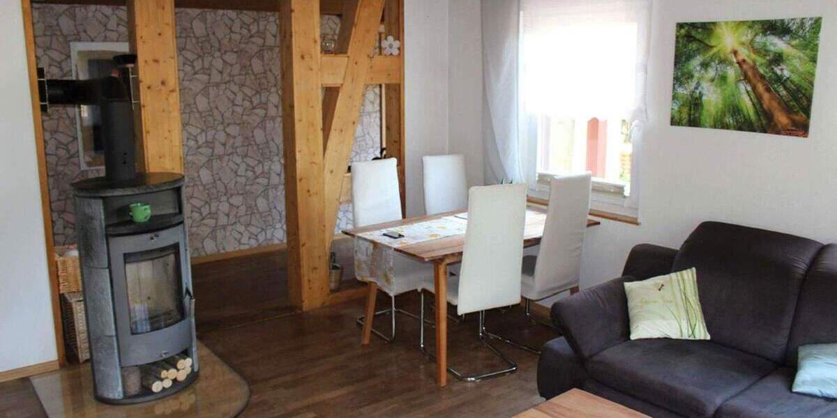 Einfamilienhaus Gütenbach - 7 Zimmer, 186 m&sup2;, 390.000&euro; | Angebot:25853939