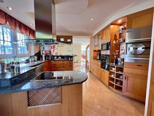 Einfamilienhaus Schonach im Schwarzwald - 6 Zimmer, 300 m&sup2;, 775.000&euro; | Angebot:25734451